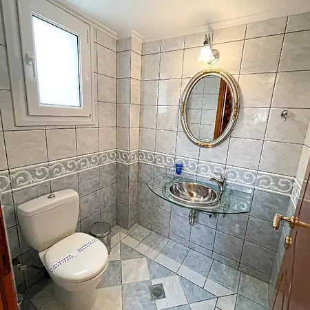 Endless Blue Seaside PalaiónTsiflíkion