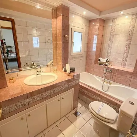 فيلة Endless Blue Seaside PalaiónTsiflíkion