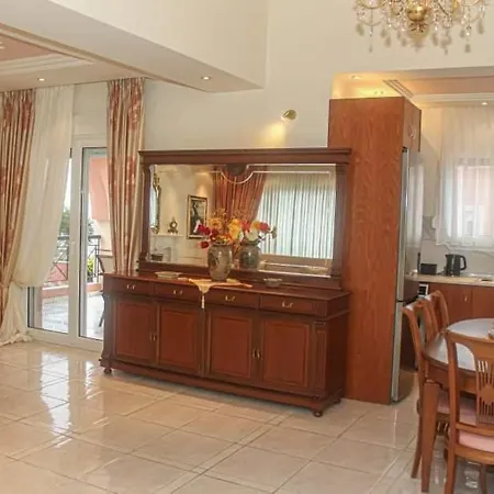 Endless Blue Seaside *