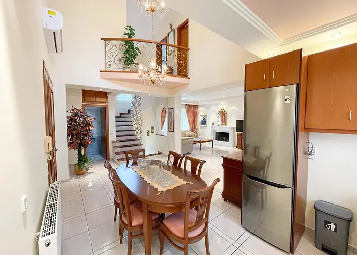 Endless Blue Seaside PalaiónTsiflíkion