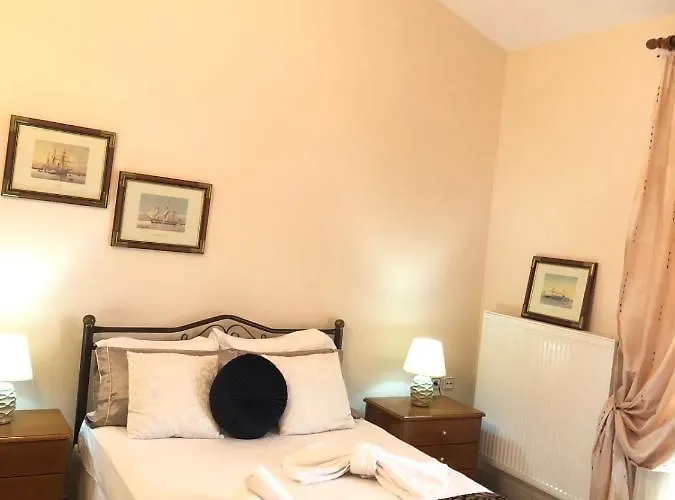 Endless Blue Seaside *